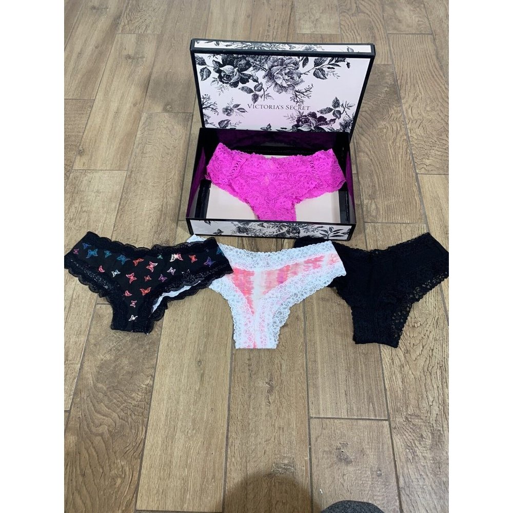 Lot of 4 Victoria's Secret Lace Trim Cheekster Panties Brand New With Box Large